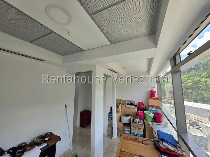 Local Comercial en Alquiler en Macaracuay, Distrito Metropolitano - 6
