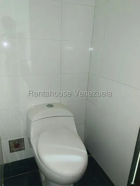 Local Comercial en Alquiler en Macaracuay, Distrito Metropolitano - 7