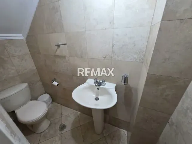 TOWNHOUSE EN VENTA EN EL CONJUNTO RESIDENCIAL ARENALES, CIRCUNVALACIÓN #2 - 10