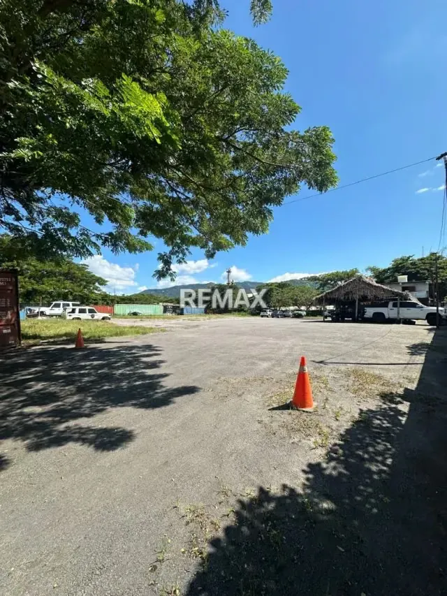 Terreno en venta con ubicación estratégica