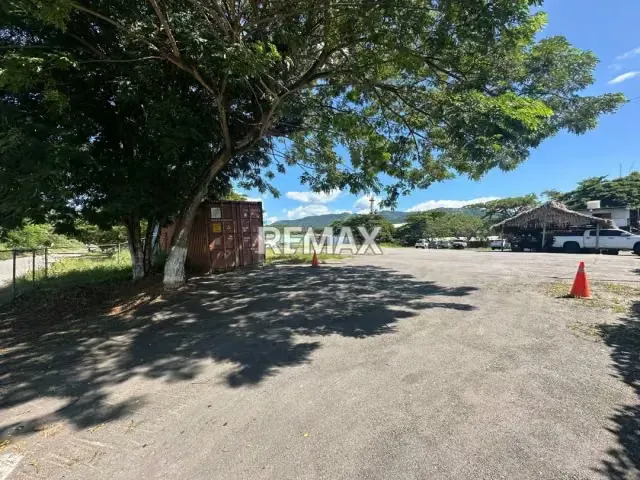 Terreno en venta con ubicación estratégica - 2