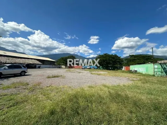 Terreno en venta con ubicación estratégica - 6