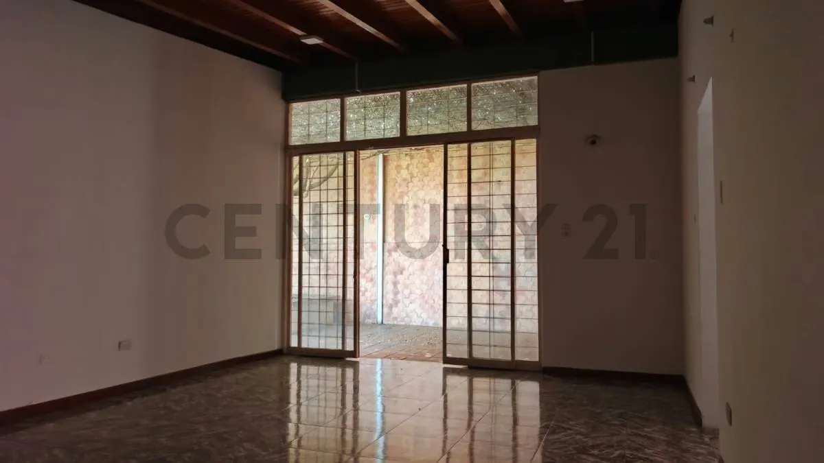 CASA ALQUILER - URB. SEBUCAN - MUN. SUCRE - 7