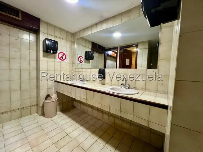 Local Comercial en Venta en Chacao, Distrito Metropolitano - 3