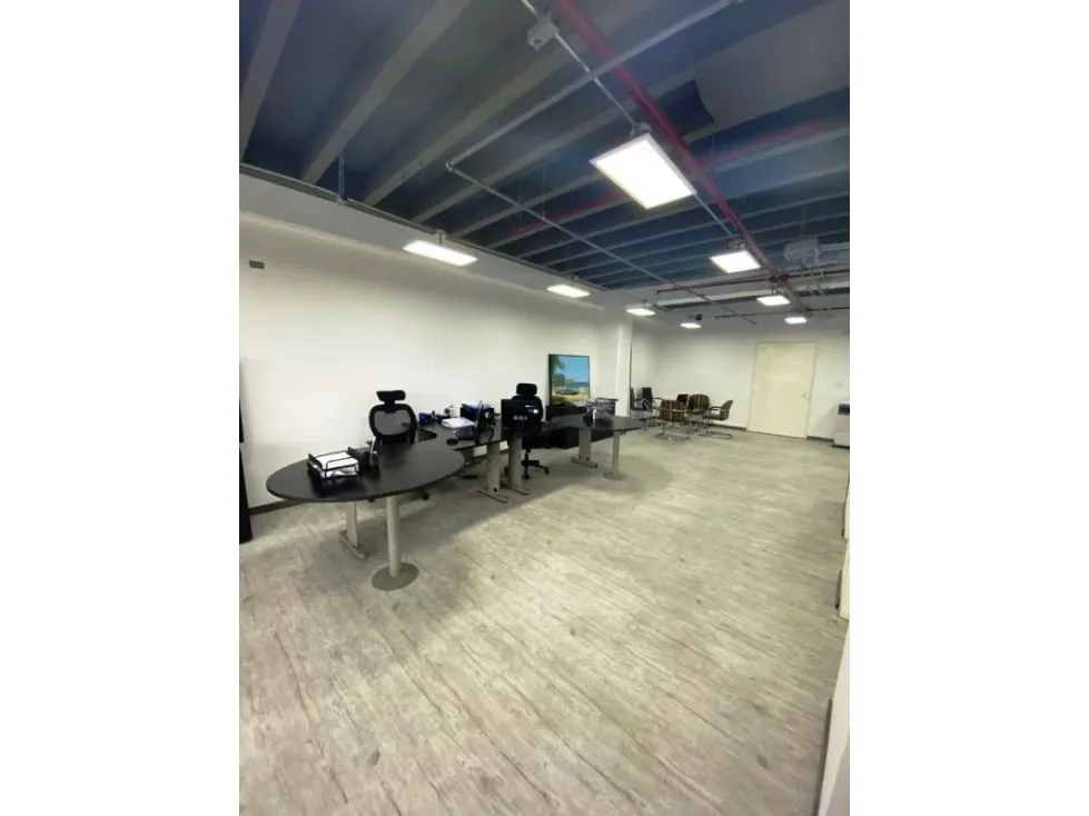 OFICINA - LAS MERCEDES - 56 Mts2 - 4