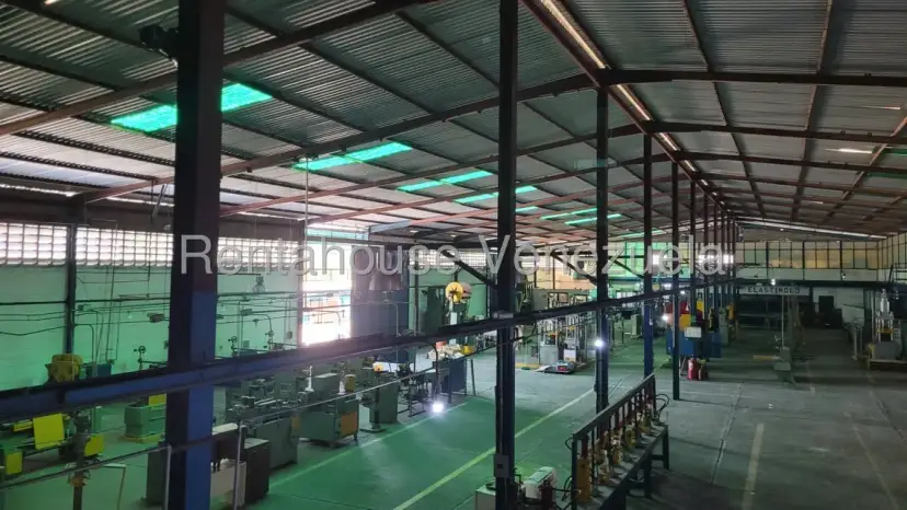 Comercial (Galpon - Deposito) en Venta en Santa Teresa del Tuy, Miranda