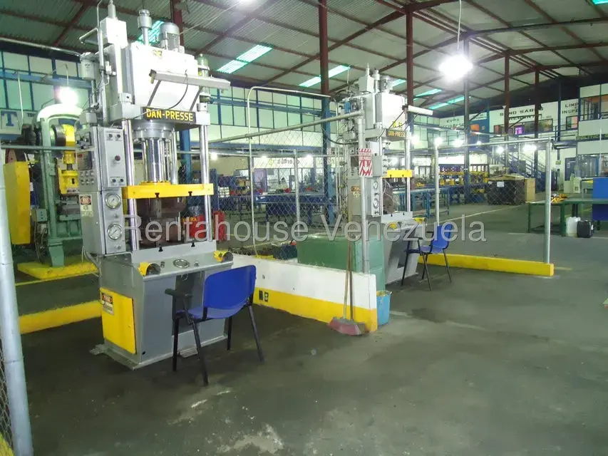 Galpon - Deposito en Venta en Santa Teresa del Tuy, Miranda - 85