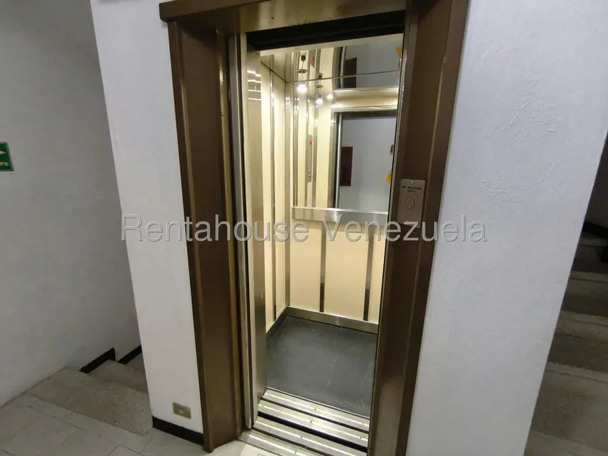 Apartamento (1 Nivel) en Venta en Sebucan, Distrito Metropolitano - 32