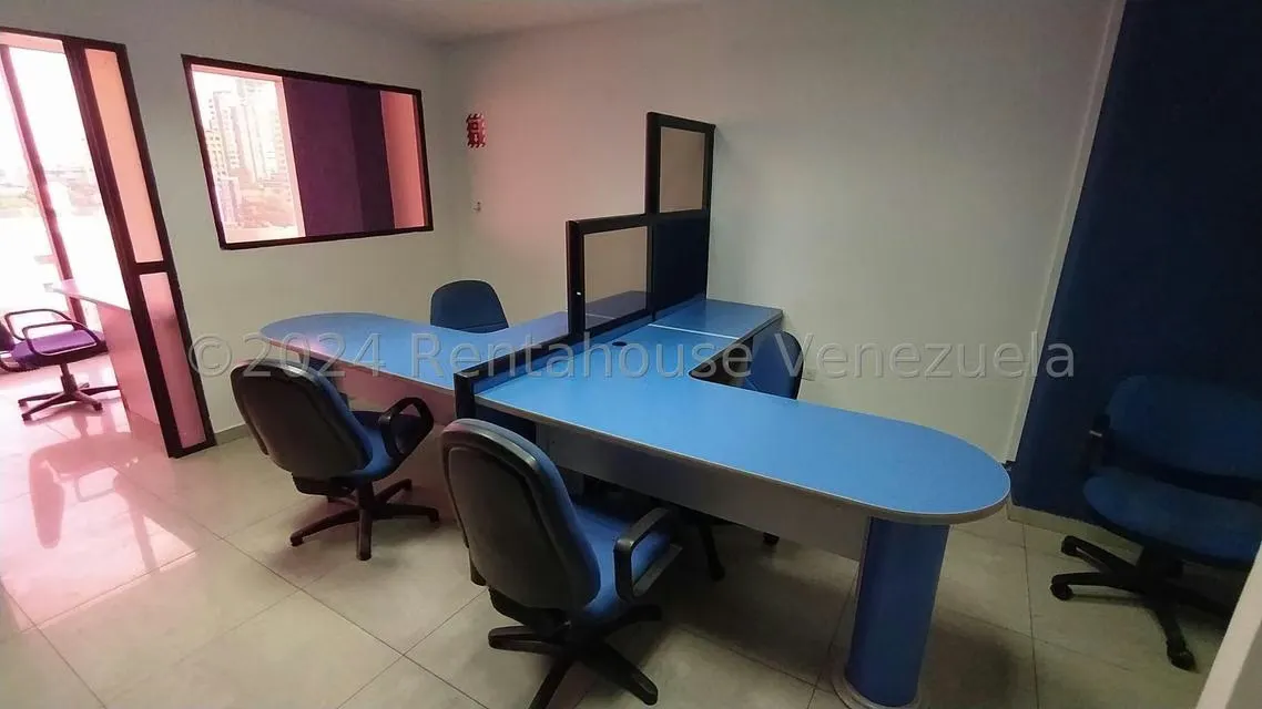 Oficina en Alquiler en Zona Este, Lara - 10