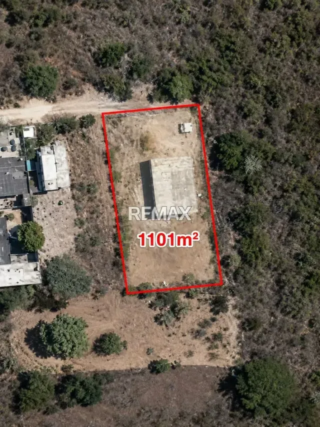 EN VENTA TERRENO CON BIENECHURIA EN SAN JUAN BAUTISTA - 14