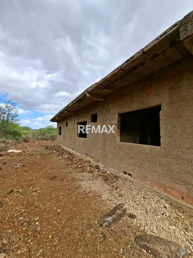 EN VENTA TERRENO CON BIENECHURIA EN SAN JUAN BAUTISTA - 3