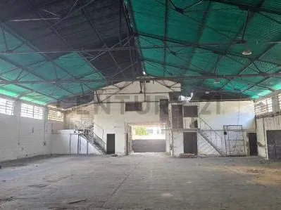 GALPON INDUSTRIAL CON EDIFICIO ADMINISTRATIVO EN VENTA - 3