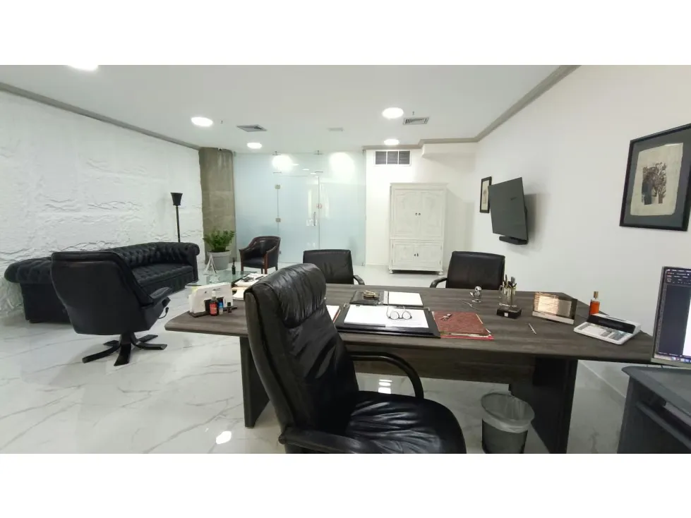 Se vende oficina 75m2 Boleita. C.C. Ciudad Center 9130 - 8