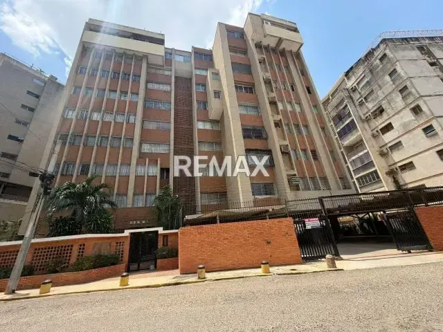 VENDE APARTAMENTO RESIDENCIAS MAR SECTOR 5 DE JULIO - 2