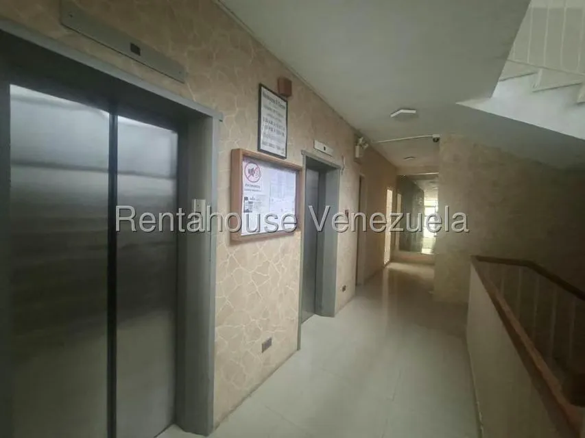Apartamento (1 Nivel) en Venta en Vista Alegre, Distrito Metropolitano - 6