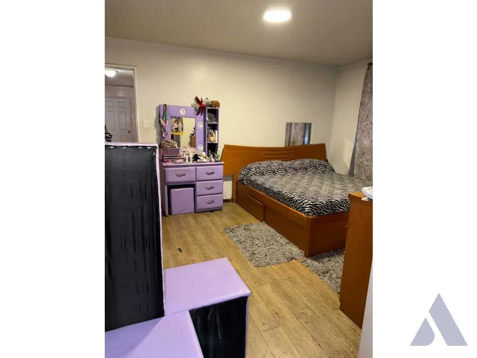 Vendo apartamento en calle cerrada 137m2 La Urbina 7042 - 11