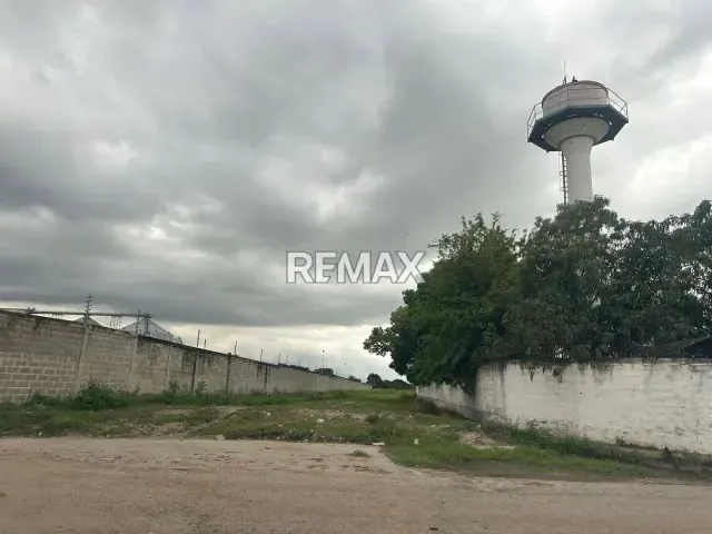 VENTA DE PARCELA DE TERRENO EN ZONA INDUSTRIAL EL TIGRE, GUACARA; 50.000$