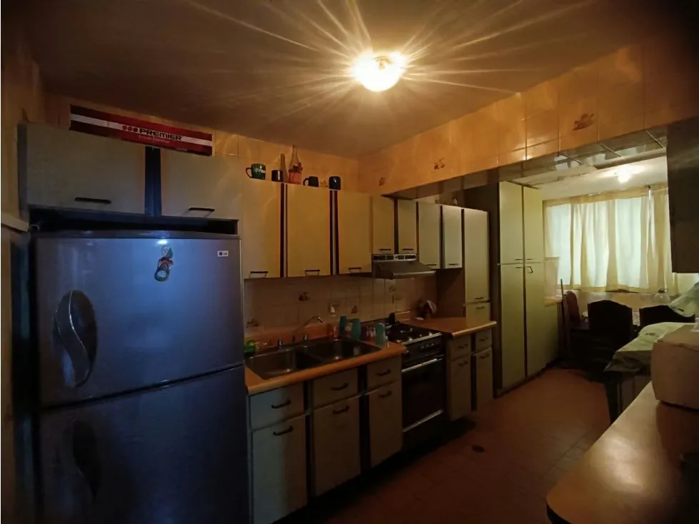 Venta de Apartamento 84 Mts 4hab en La Candelaria - 24