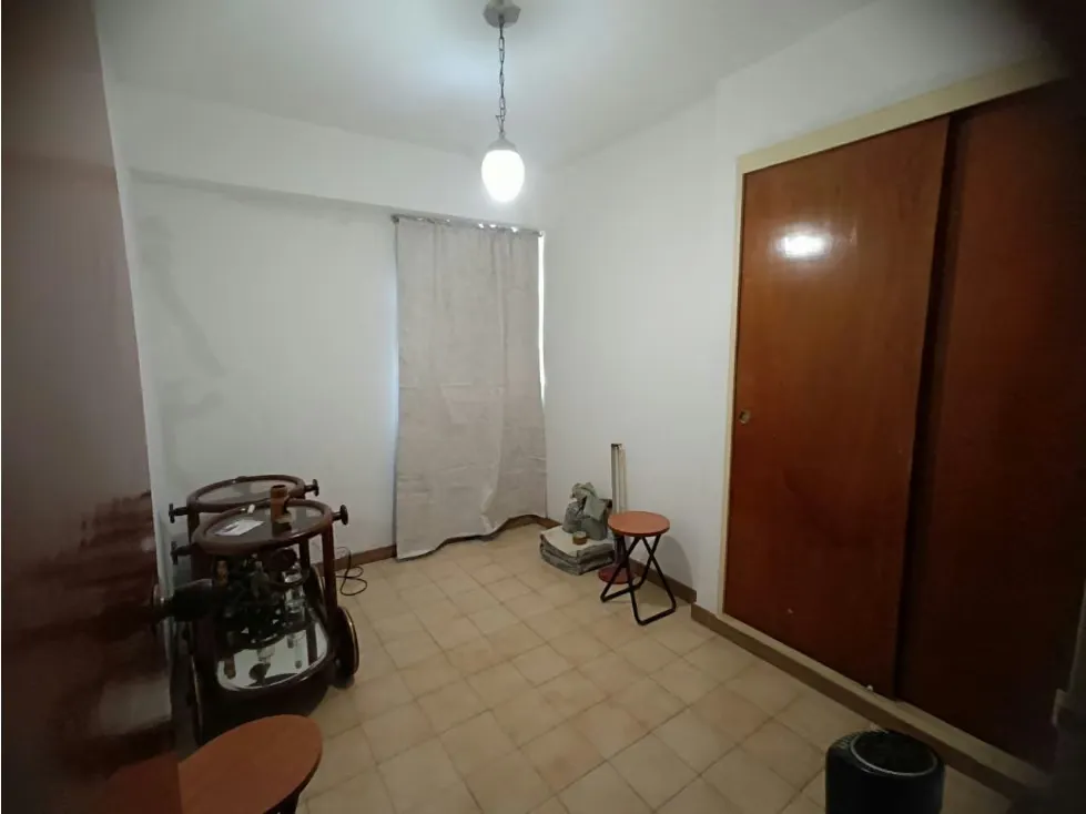 Venta de Apartamento 84 Mts 4hab en La Candelaria - 30