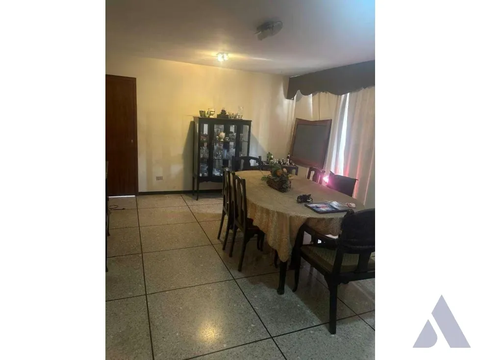 Vendo casa duplex para remodelar 300m2 El Marqués 6529 - 12