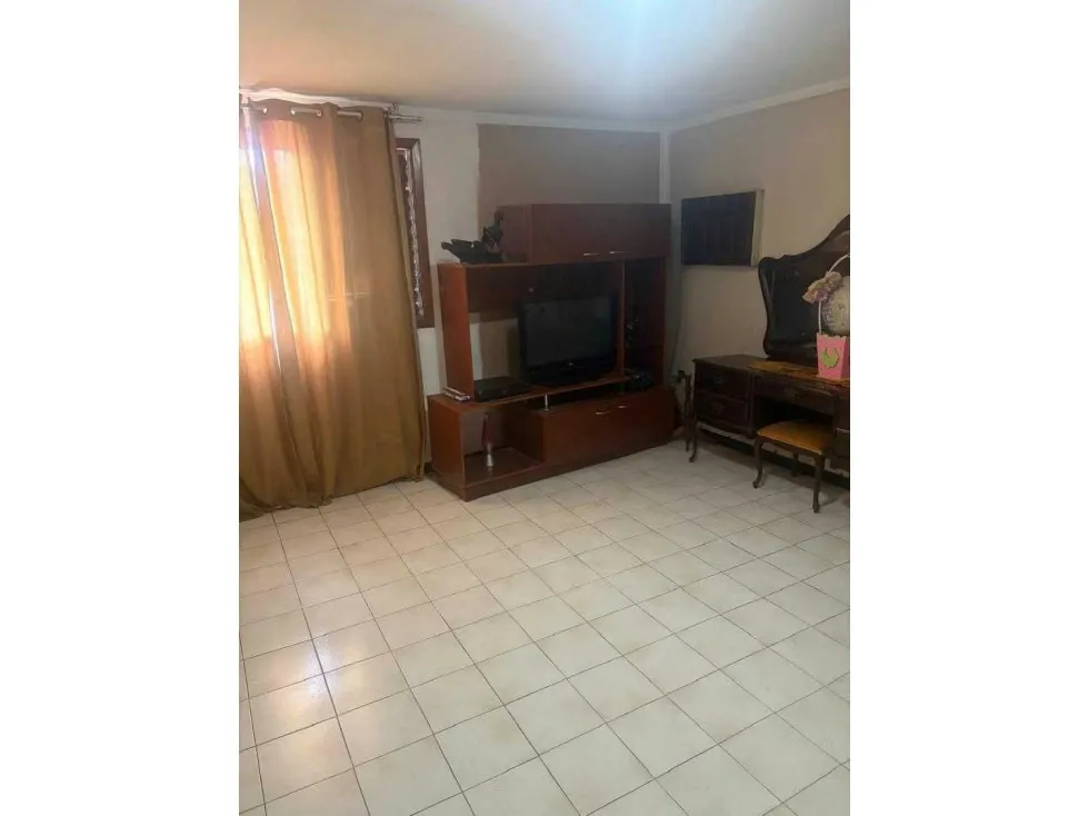 Vendo casa duplex para remodelar 300m2 El Marqués 6529 - 8
