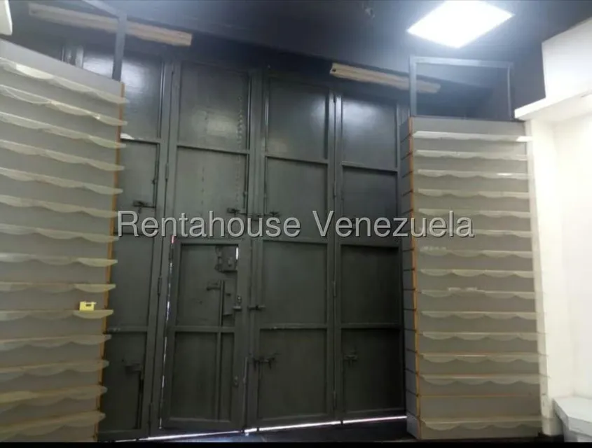 Local Comercial en Alquiler en Parroquia Santa Rosalia, Distrito Metropolitano - 2
