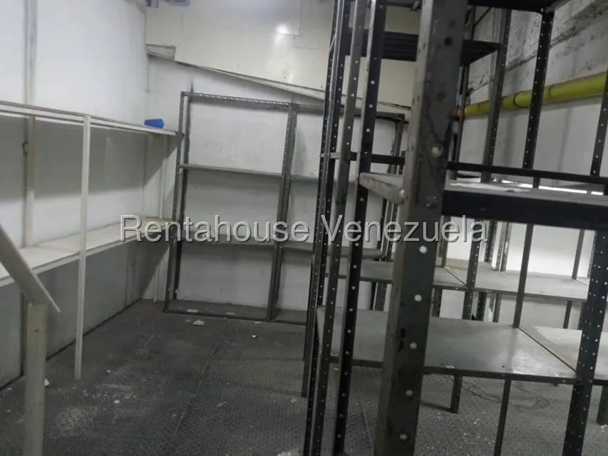 Local Comercial en Alquiler en Parroquia Santa Rosalia, Distrito Metropolitano - 17
