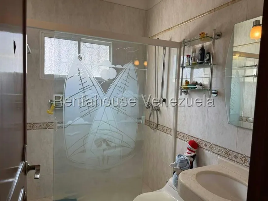 Casa (1 Nivel) en Venta en Santa Paula, Distrito Metropolitano - 35