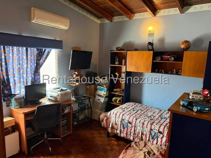 Casa (1 Nivel) en Venta en Santa Paula, Distrito Metropolitano - 36