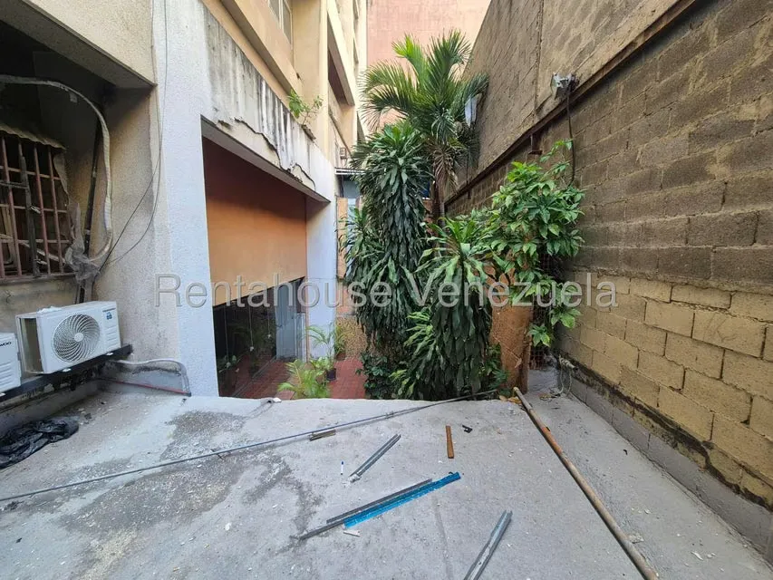Local Comercial en Venta en Parroquia Santa Teresa, Distrito Metropolitano - 13