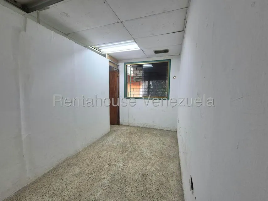 Local Comercial en Venta en Parroquia Santa Teresa, Distrito Metropolitano - 15