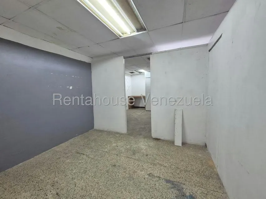 Local Comercial en Venta en Parroquia Santa Teresa, Distrito Metropolitano - 16