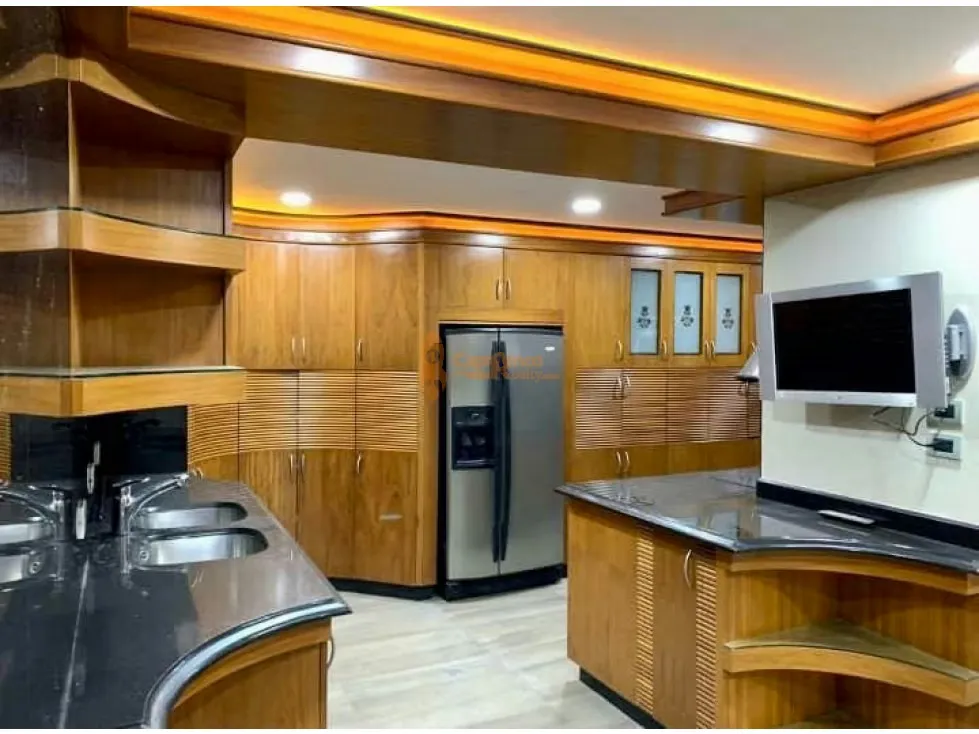 Apartamento de 340 m2 con planta 100% y pozo TCL A 9332523 - 3