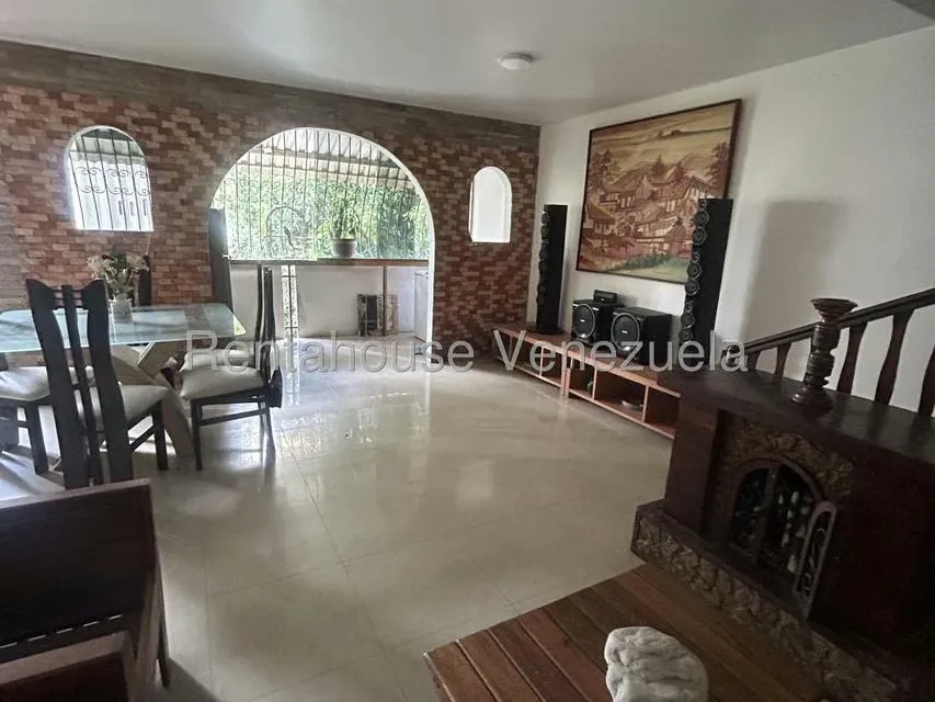 Apartamento (Duplex) en Venta en La Boyera, Distrito Metropolitano - 17