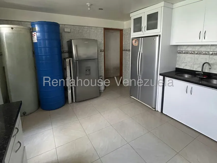 Apartamento (Duplex) en Venta en La Boyera, Distrito Metropolitano - 23