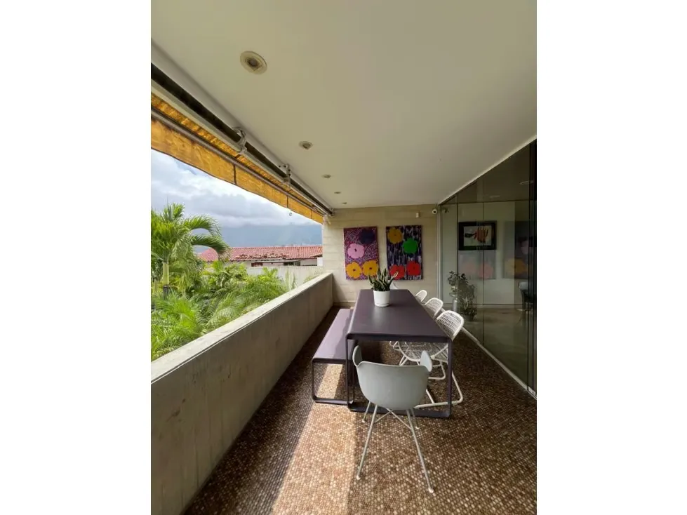 Se vende casa 1200m2 Lomas de Las Mercedes 4216 - 21