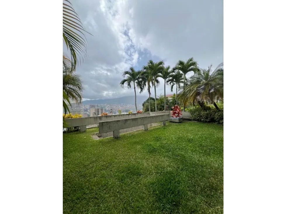 Se vende casa 1200m2 Lomas de Las Mercedes 4216 - 30