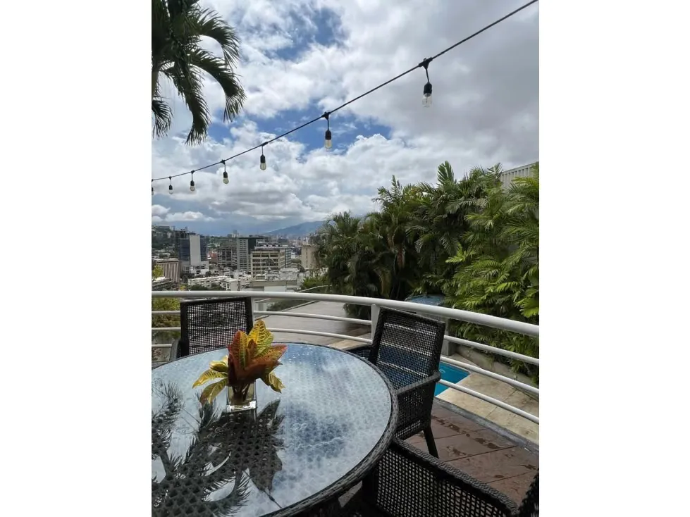 Se vende casa 1200m2 Lomas de Las Mercedes 4216 - 5
