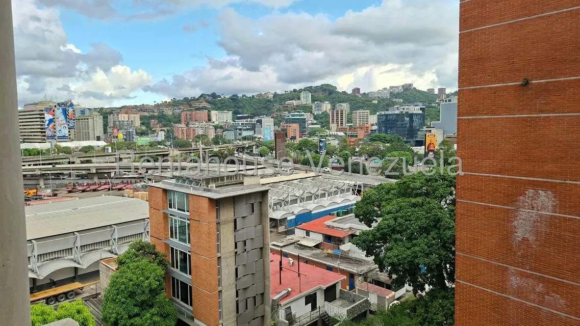 Apartamento (1 Nivel) en Alquiler en El Rosal, Distrito Metropolitano - 21