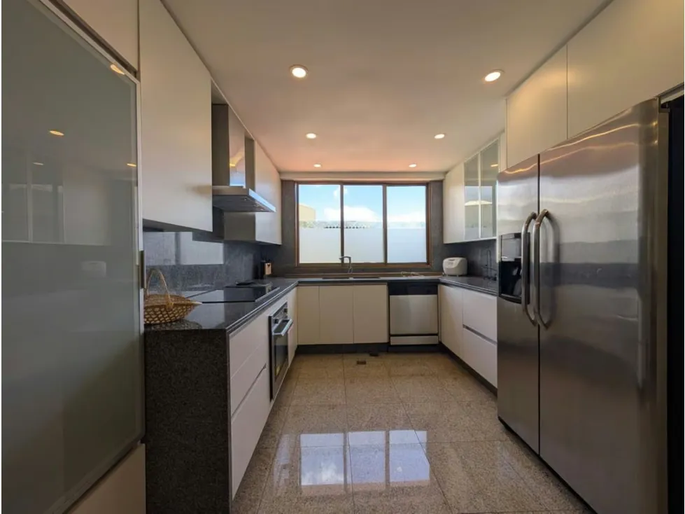 PENTHOUSE EN ALQUILER COLINAS DE BELLO MONTE, 300m - 31