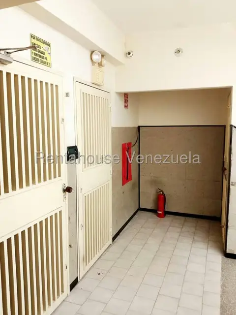 Comercial (Edificio) en Venta en Guarenas, Miranda - 15