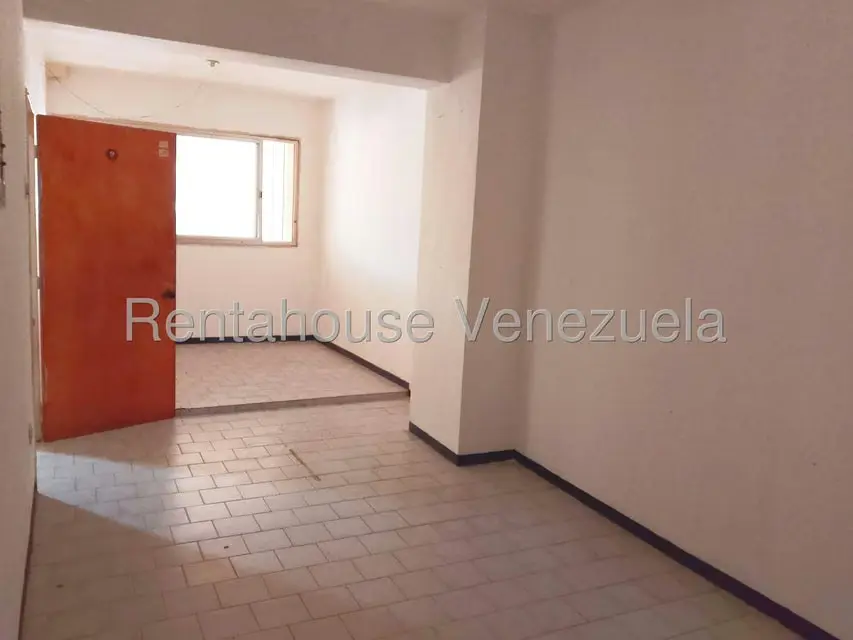 Comercial (Edificio) en Venta en Guarenas, Miranda - 6
