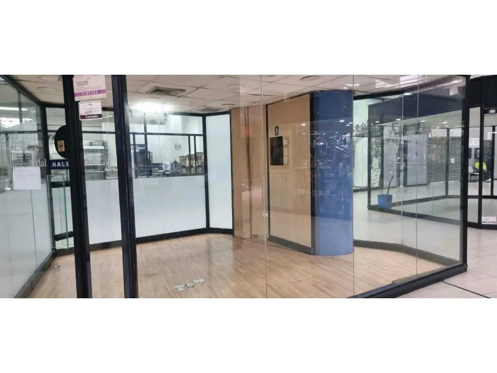 Alquilo local comercial 129m2 Centro Comercial Terrazas del Ávila 7819 - 7