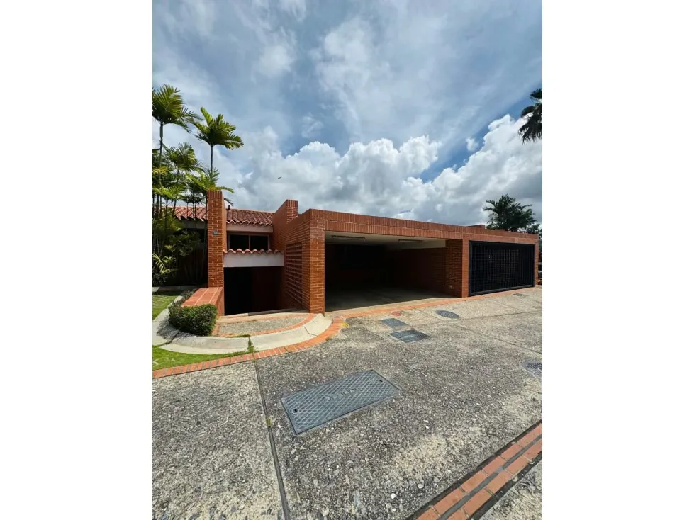Se vende 410m2 5H+S/5.5B+S/3P Caurimare