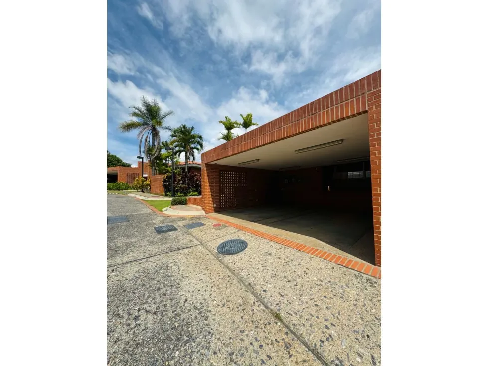 Se vende 410m2 5H+S/5.5B+S/3P Caurimare - 2