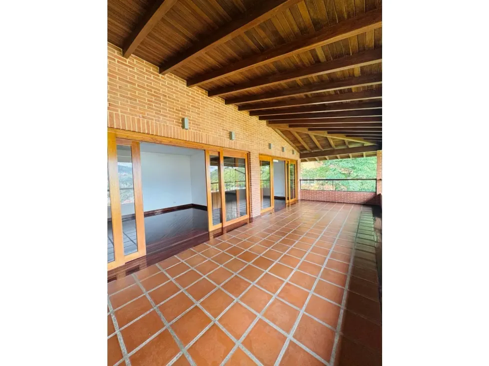 Se vende 410m2 5H+S/5.5B+S/3P Caurimare - 6