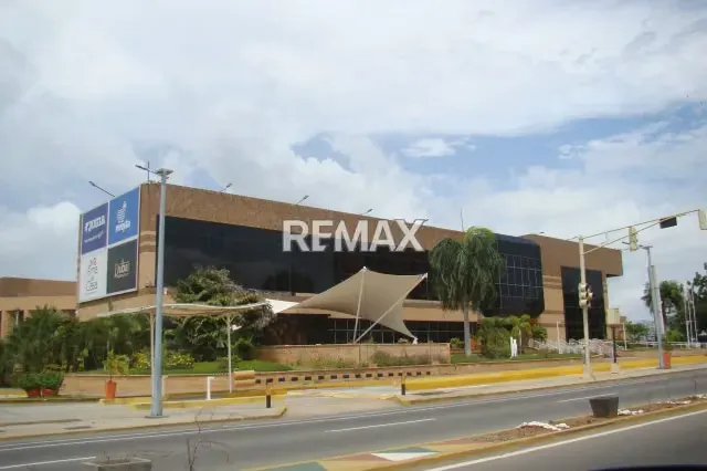 En Venta Local Comercial en C. C. Lago Mall, Maracaibo - 8