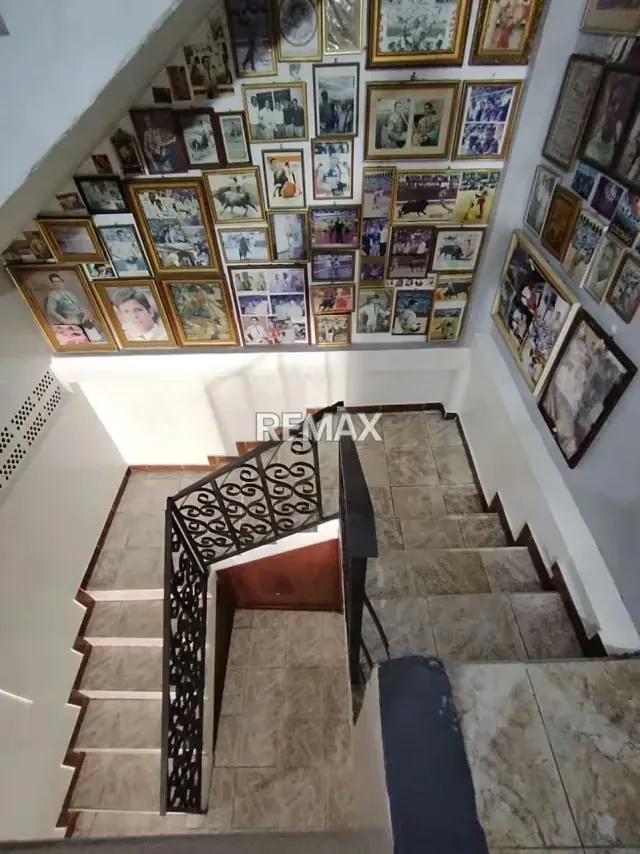 Vendo hermosa Casa de 3 Niveles Urbanización Los Angeles La Rotaría - 2