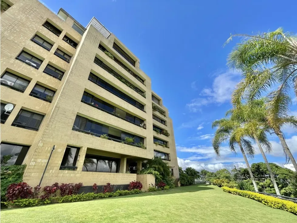 Se vende/alquila apto 315 m2 4h+s/4.5b+s/4p Lomas de San Roman