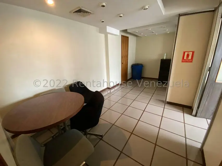 Oficina en Venta en El Marques, Distrito Metropolitano - 9